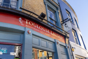 Toulouse Lautrec in Kennington